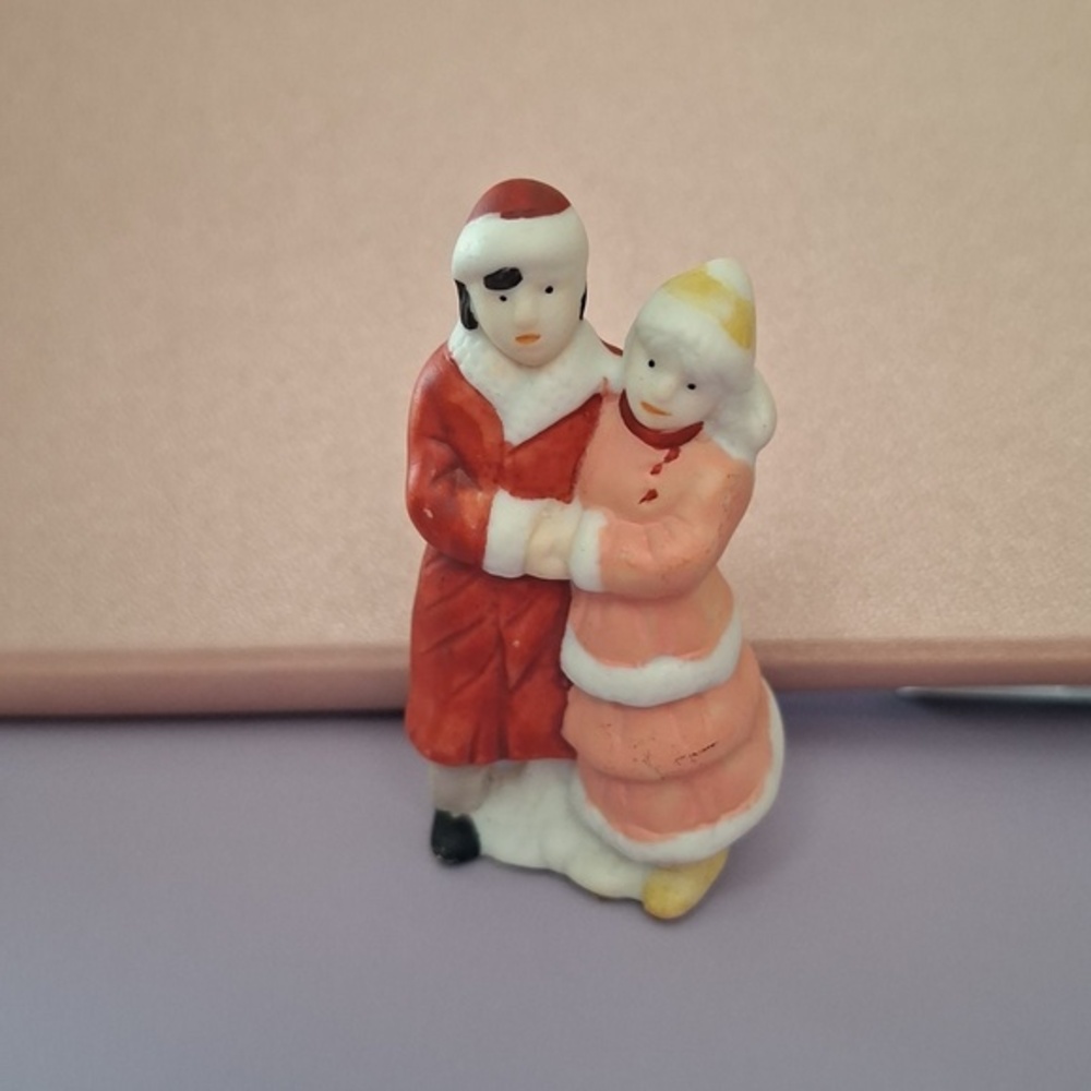 Christmas Village Figurine Man Woman Porcelain Holiday Decor Size small vintage